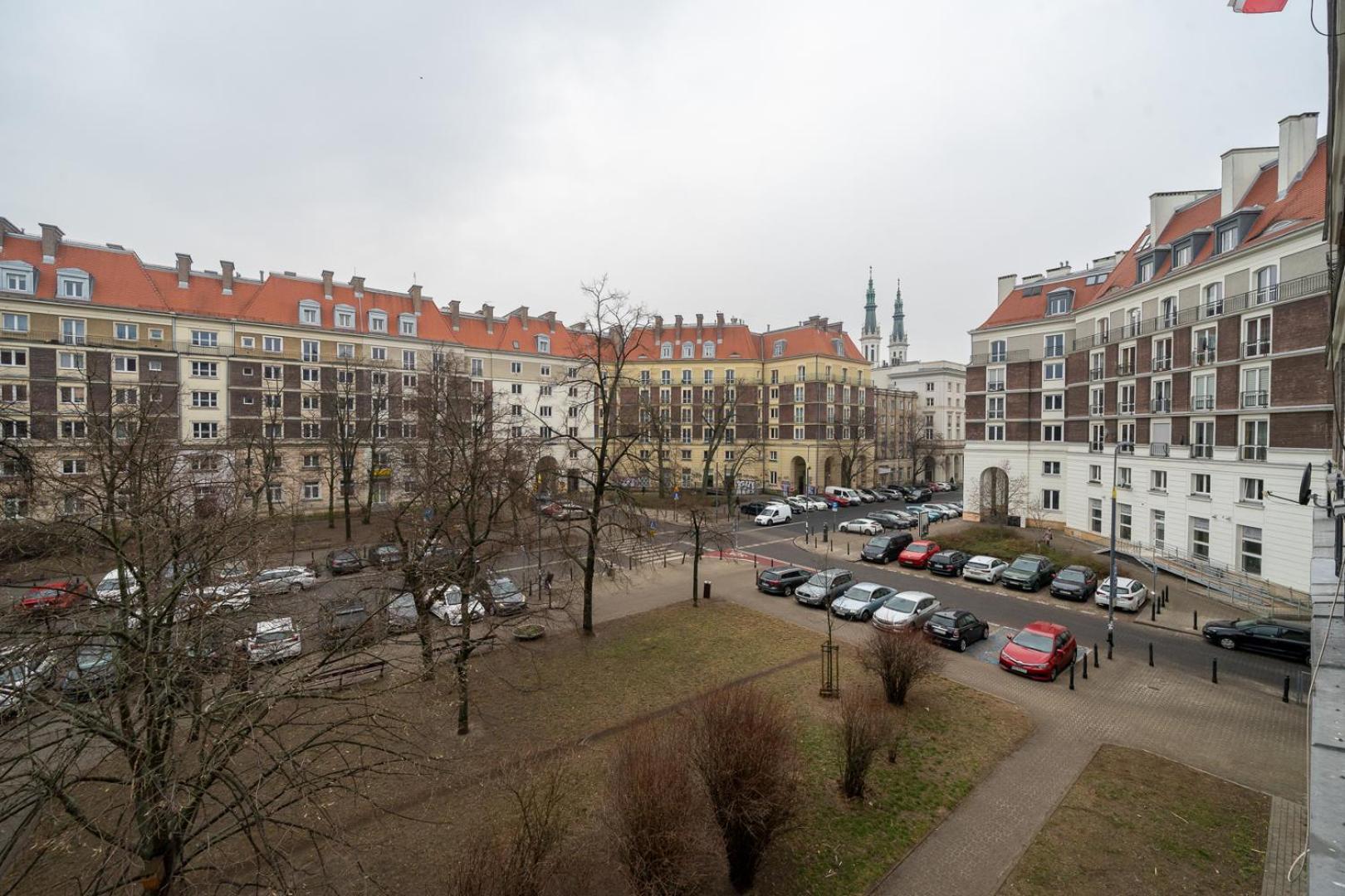 Apartament Comfort - Location, Metro Nearby - By Rentujemy *