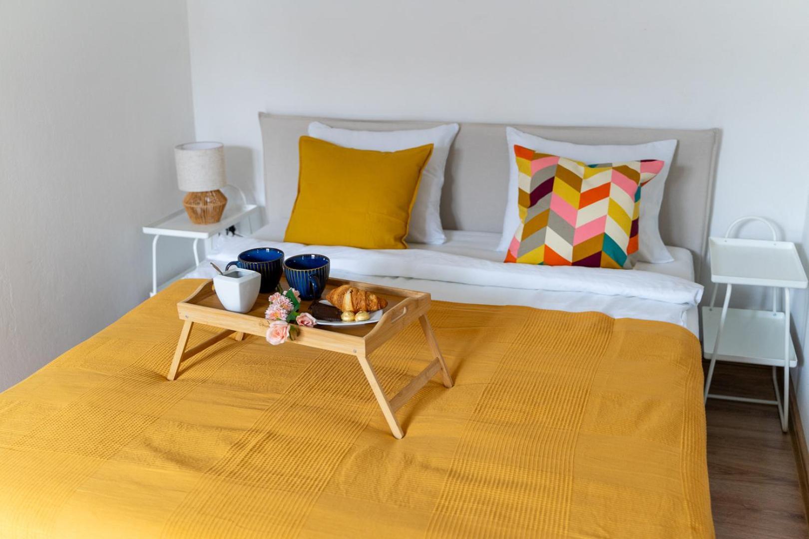 Apartament Comfort - Location, Metro Nearby - By Rentujemy